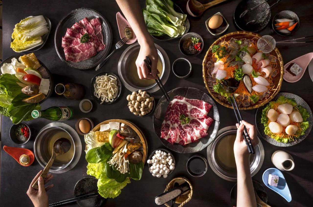 Nice Prince Hotel Chiayi City Exterior photo A hot pot meal