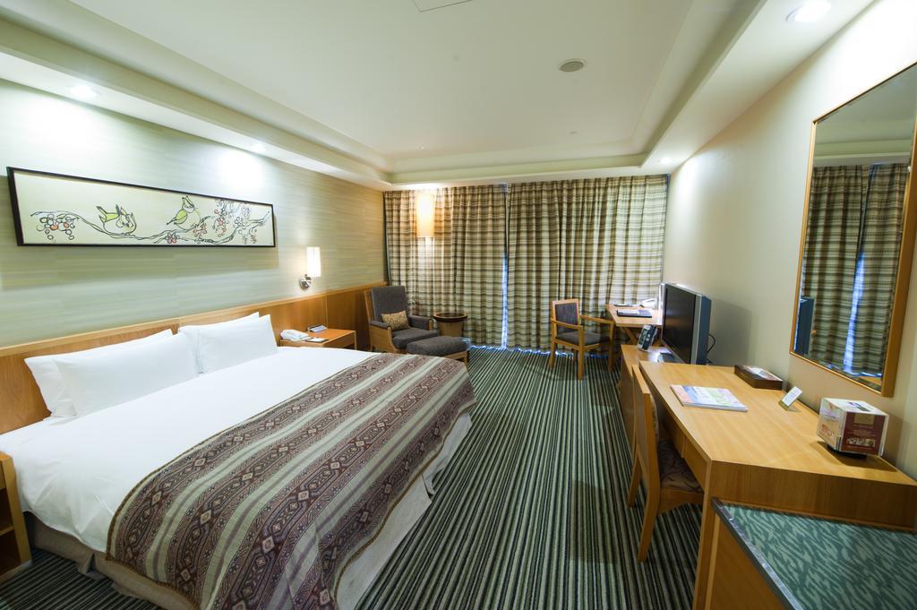 Nice Prince Hotel Chiayi City Exterior photo Deluxe room