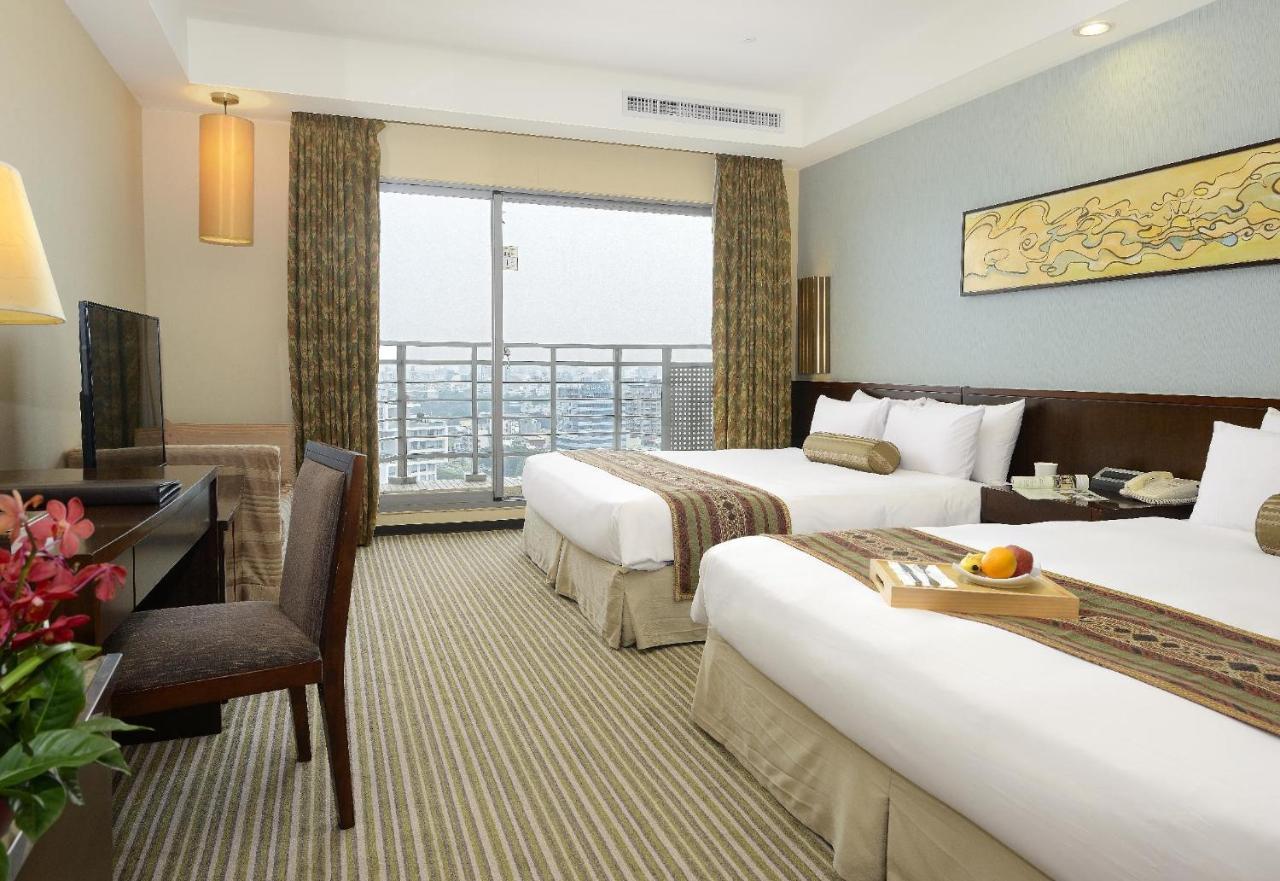 Nice Prince Hotel Chiayi City Exterior photo